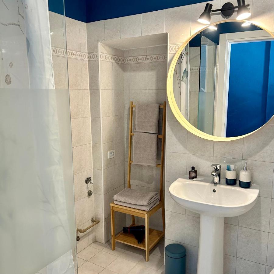 Studio71 Como Luaran gambar